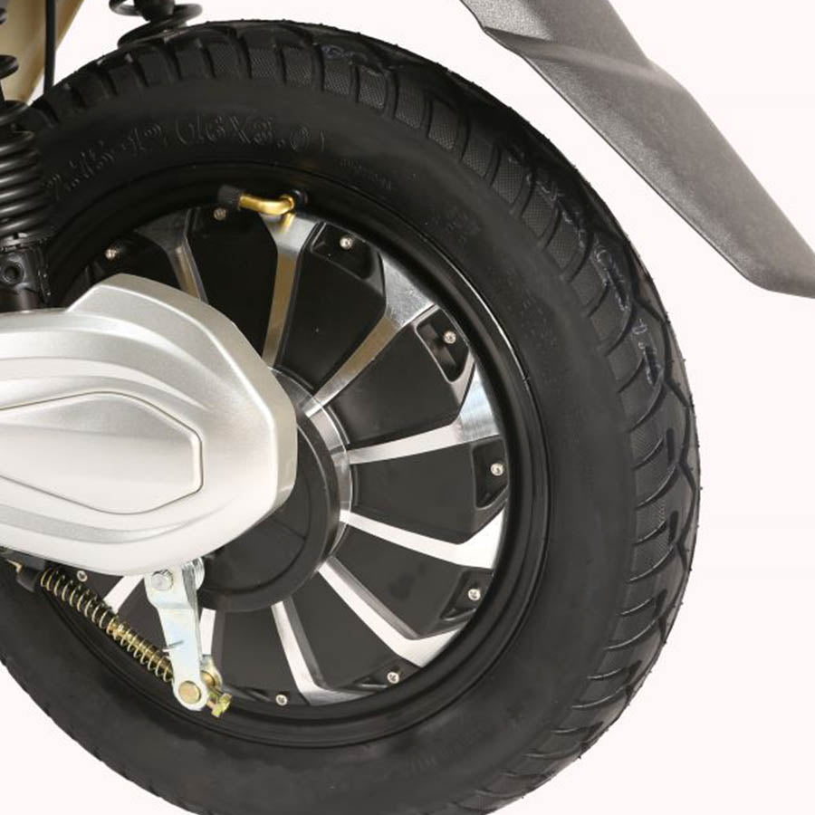 XTreme Cabo Cruiser Elite Max 60 Volt 2 Wheel Power Assisted E Scooter - 600W, Electric bikes, mobility scooters